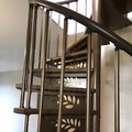 На антресольный этаж